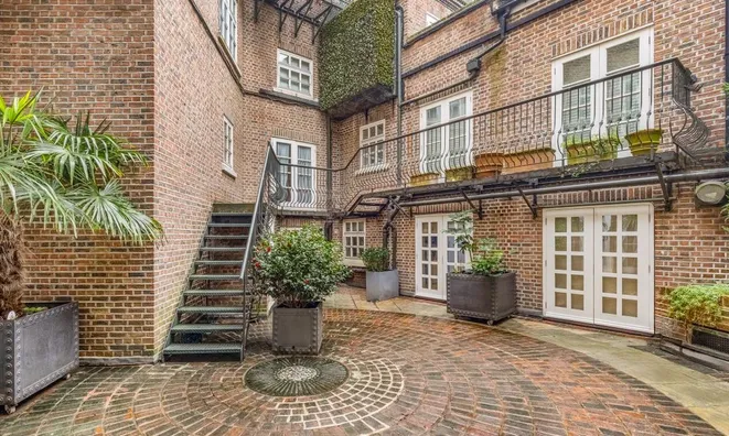 Недвижимость Cheyne House Chelsea Embankment: 1