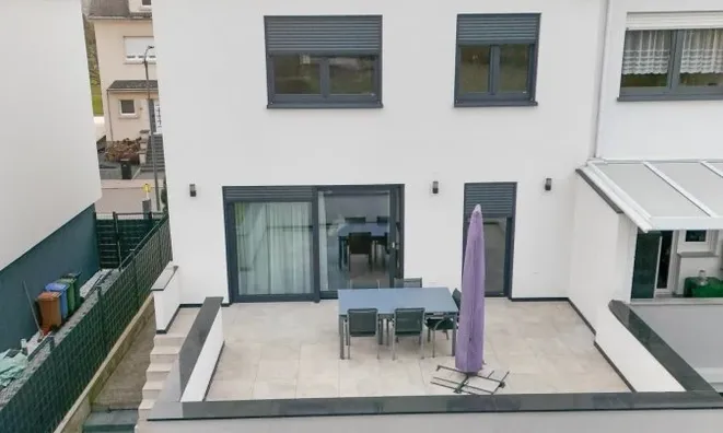 Недвижимость Semi-detached house 5 bedrooms for sale in Bascharage: 5