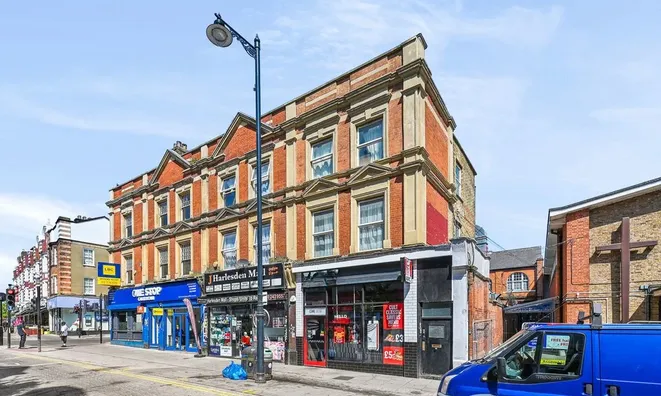 Недвижимость High Street, London, 4: 4
