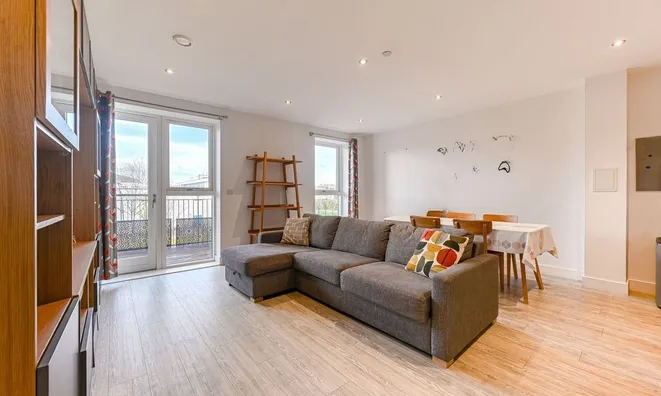 Недвижимость Granta Court, Trinity Way, East Acton: 12