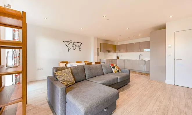 Недвижимость Granta Court, Trinity Way, East Acton: 13