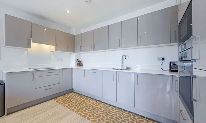 Недвижимость Granta Court, Trinity Way, East Acton: 16