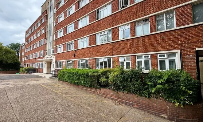 Недвижимость Flat, Harwood Court, Upper Richmond Road: 4