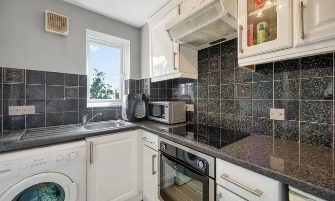 Недвижимость Draycott Close: 2