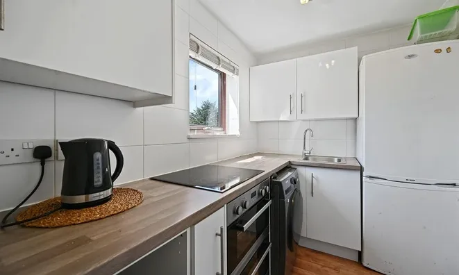 Недвижимость Mansell Road, Acton: 6