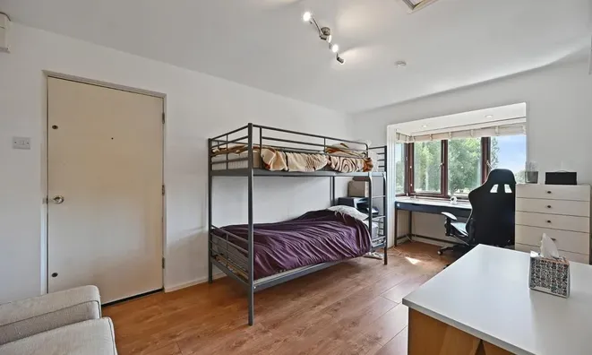 Недвижимость Mansell Road, Acton: 7