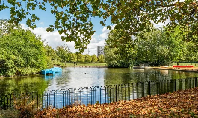 Недвижимость Layard Square: 6