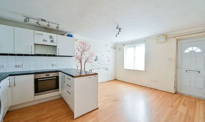 Недвижимость Cadet Drive, Bermondsey: 2