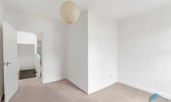 Недвижимость Oakley Gardens, Crouch End: 2