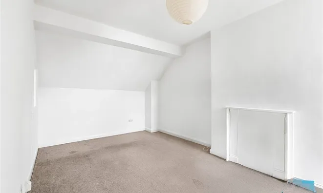 Недвижимость Oakley Gardens, Crouch End: 3