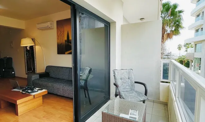 Недвижимость 2 Bedroom Apartment For sale in Agios Tychonas, Limassol: 8