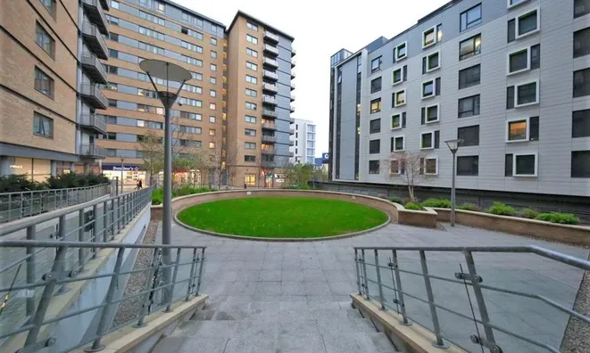 Недвижимость Trentham Court, Victoria Road, North Acton: 9