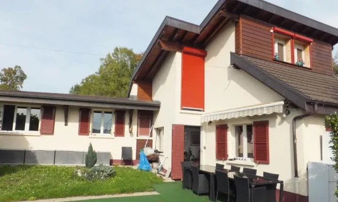 Недвижимость Row house 7 rooms: 1