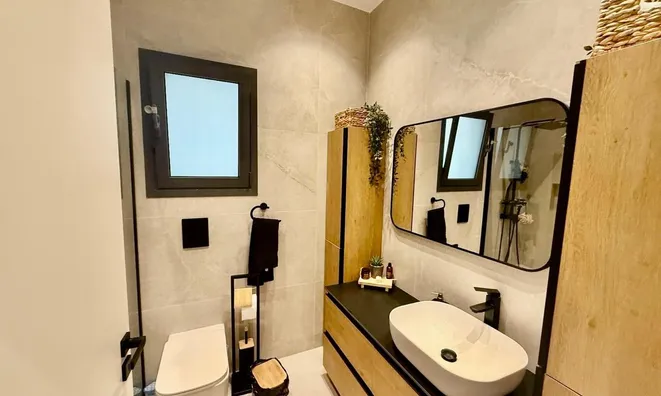 Недвижимость 3 Bedroom Luxury Apartment For Sale in Agios Athanasios, Limassol: 10