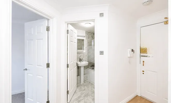 Недвижимость Green Court House, Mile End Road, Stepney Green: 5
