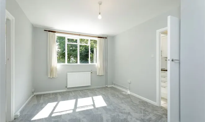 Недвижимость Upper Richmond Road: 7