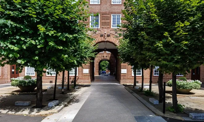 Недвижимость Swan Court, Chelsea Manor Street: 4