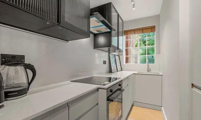 Недвижимость Kings Court South, Chelsea: 2