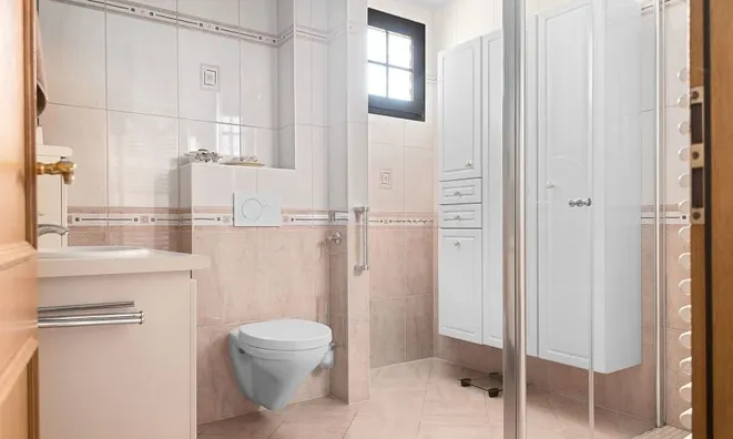 Недвижимость House 6 bedrooms for sale in Bascharage: 6