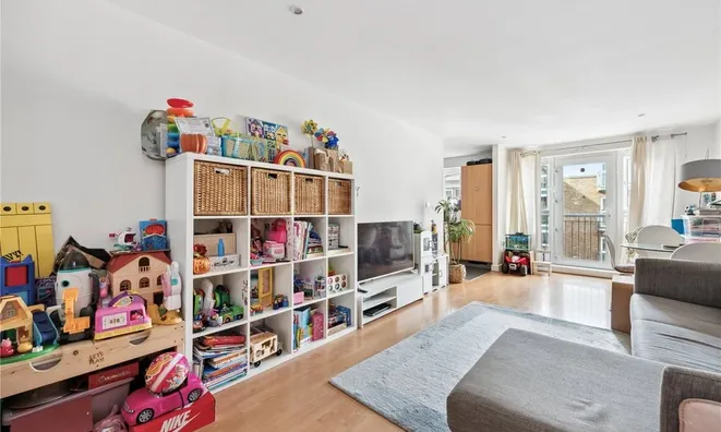 Недвижимость Morton Close, London, United Kingdom: 1