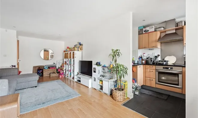 Недвижимость Morton Close, London, United Kingdom: 8