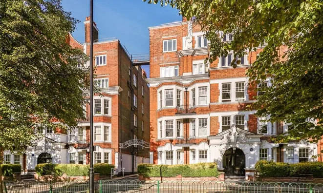 Недвижимость Arlington Park Mansions, Sutton Lane North: 2