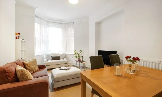 Недвижимость Arlington Park Mansions, Sutton Lane North: 6