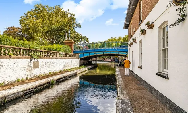Недвижимость Atherstone Court, Delamere Terrace: 4