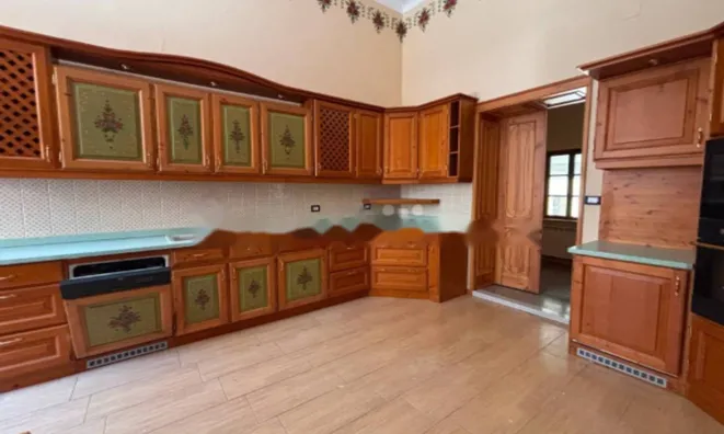 Недвижимость Квартира на ул. Карло Фаветти: 17