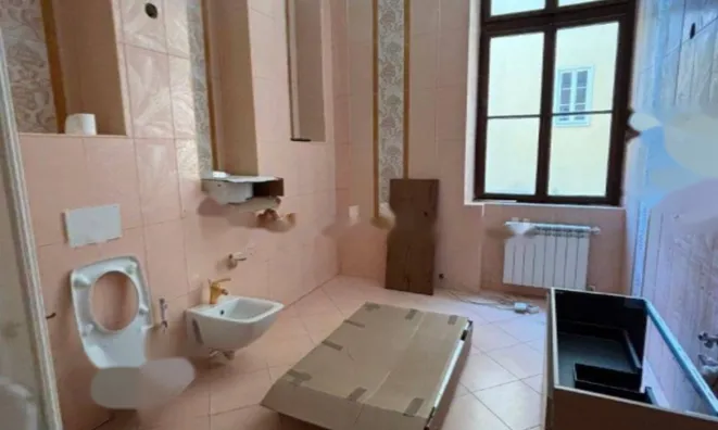 Недвижимость Квартира на ул. Карло Фаветти: 19