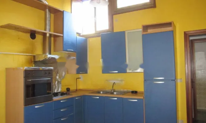 Недвижимость Четырёхкомнатная в Центре, Гориция: 4