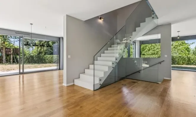 Недвижимость Single house 5 rooms: 2