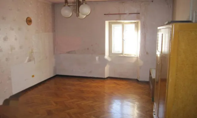 Недвижимость Четырёхкомнатная в Центре, Гориция: 10