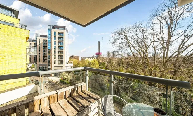 Недвижимость Osiers Road, Putney: 1