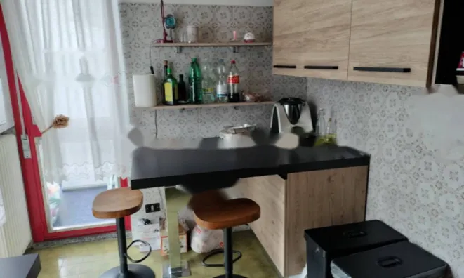 Недвижимость Трехкомнатная квартира центр: 3