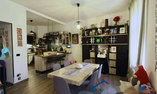 Недвижимость Четырехкомнатная квартира в центре Горизии: 2