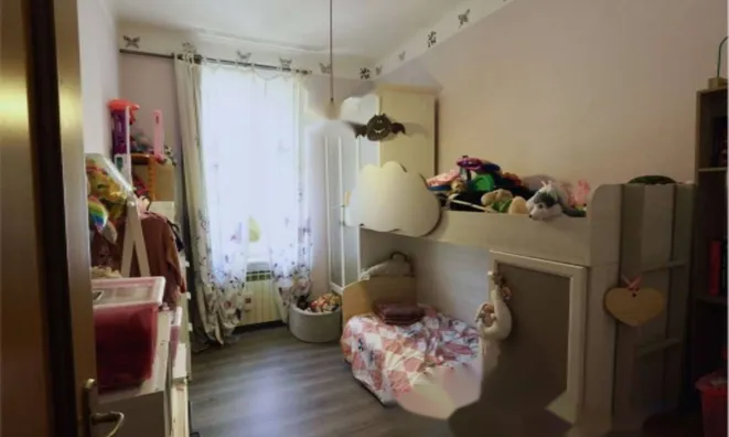 Недвижимость Четырехкомнатная квартира в центре Горизии: 16