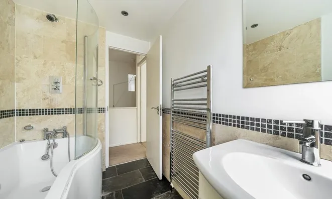 Недвижимость St. Saviours Estate, Southwark: 2