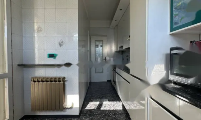 Недвижимость Четырехкомнатная в центре Горице: 10