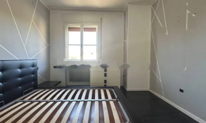 Недвижимость Четырехкомнатная в центре Горице: 25