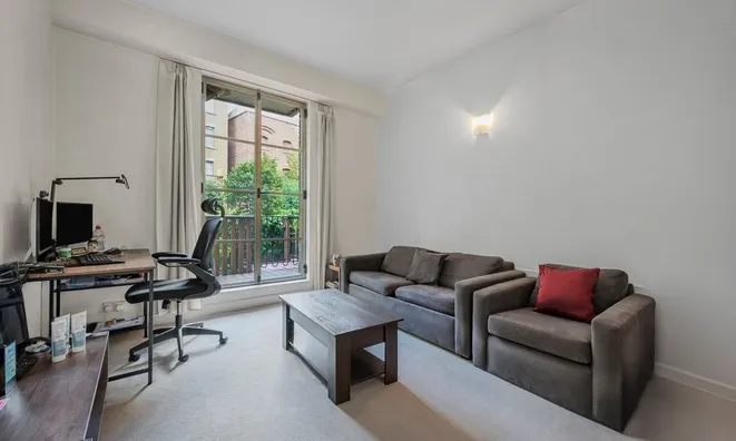 Недвижимость The Circle, Queen Elizabeth Street: 14