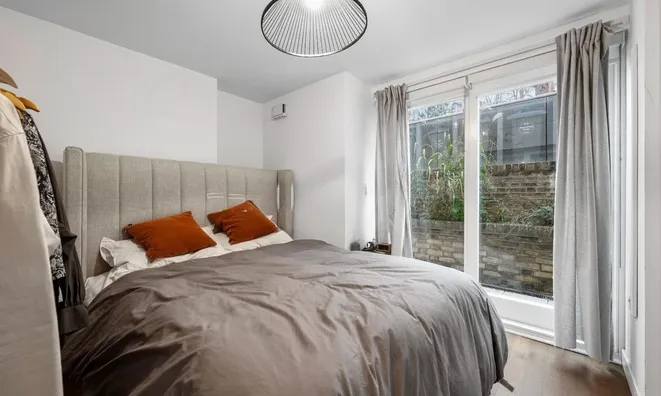 Недвижимость Oxford Road, Kilburn: 1