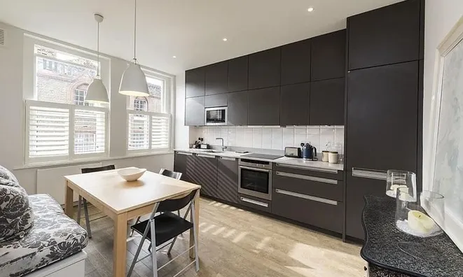 Недвижимость Rectory Chambers, Old Church Street: 6