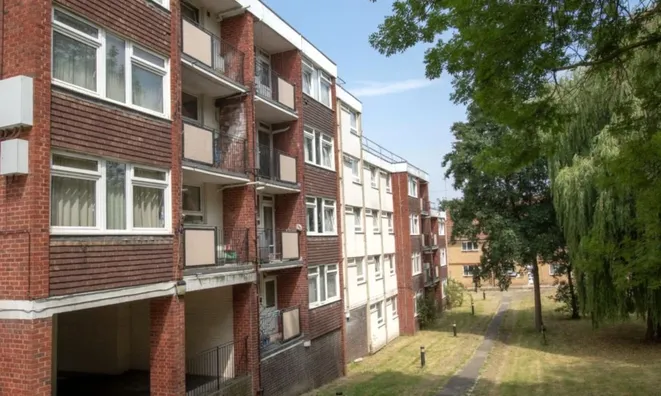 Недвижимость Ainsworth Close: 7