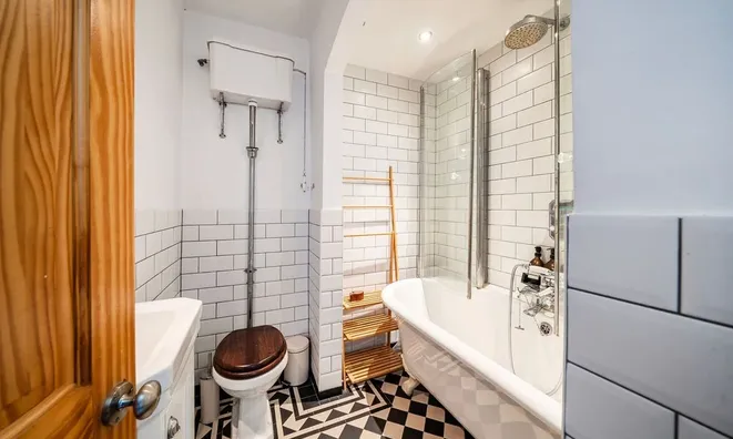 Недвижимость Highgate Hill: 4