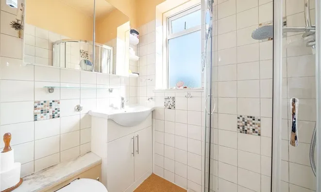 Недвижимость Cathcart Road: 10