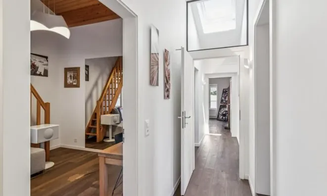 Недвижимость Villa 6 rooms: 1