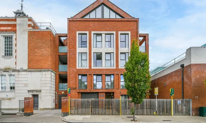 Недвижимость Salisbury Street, Acton: 6