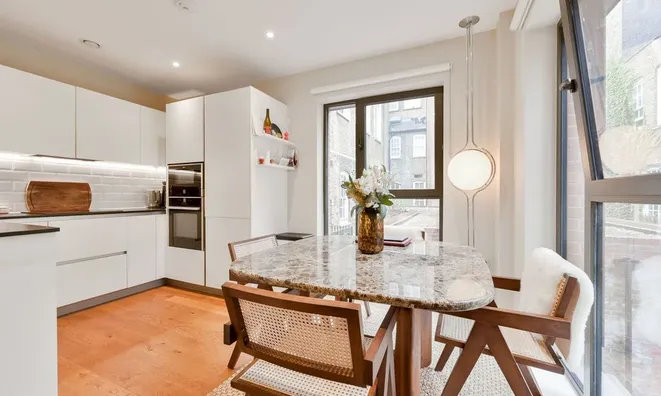 Недвижимость Salisbury Street, Acton: 8