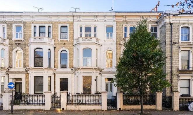 Недвижимость Finborough Road: 7